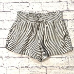 A New Day Linen Blend Striped Shorts Tie Front Relaxed Fit Blue and White Size S